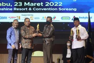 Malam Anugrah, PWI Jabar Berikan Sejumlah Penghargaan