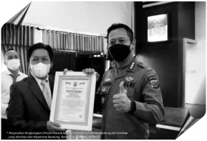 Satreskrim Polres Bandung Terima Penghargaan dari Lemkapi