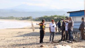 Plt. Kadisparbud Jabar Monitor Perkembangan Pantai Sayangheulang
