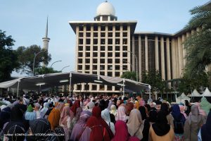 Ribuan Jamaah Padati Masjid Istiqlal