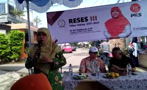 Reses Hj.Siti Muntamah di Cimahi