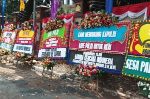 BANJIR KARANGAN BUNGA di MABES POLRI