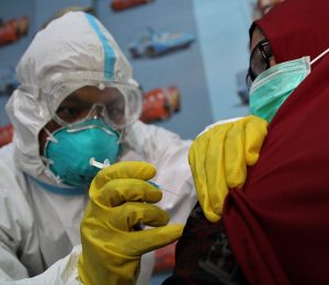 Dinkes Jabar Berikan Vaksin Covid-19 Dosis Empat Kepada Warga Berusia 19 Tahun Keatas