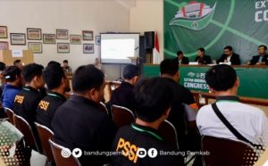 Bupati Bandung Buka KLB Asosiasi PSSI Kabupaten Bandung