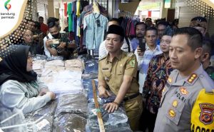 Forkopimda Kabupaten Bandung Pantau Harga Pangan di Pasar Sehat Soreang
