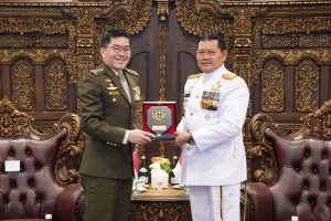 Panglima TNI Terima Kunjungan Kehormatan Panglima Angkatan Bersenjata Singapura