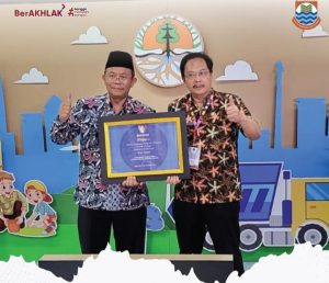 Pemkot Cimahi Raih Penghargaan Adipura