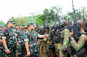 Kasad Bakar Semangat Prajurit di Lembah Cibokor, Sekeseler Kudu Jawara