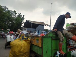 Produksi Sampah di Kota Cimahi Capai 275 Ton per Hari, Pemkot Anggarkan Rp40 Miliar untuk Biaya Angkut