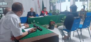 Satpol PP Tindak Pelanggar Ketertiban di Masjid Raya Al Jabbar Bandung