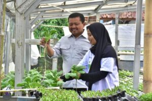 KURDa Bank Sumedang  Bantu Kembangkan Usaha Petani Milenial