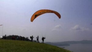150 Pilot Paralayang Bakal Terbang di Bendungan Jatigede September