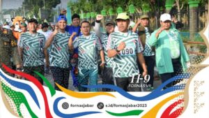 Road to Fornas VII, Ribuan Peserta Ramaikan Gerak Jalan Sehat Bedas