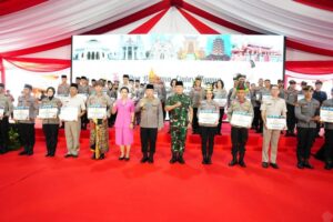 Plh. Wali Kota: PPPK Kota Bandung Harus Jadi Pelayan Publik