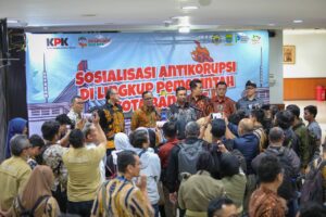 KPK: Istri Harus Bisa Jadi ‘BPK’ Penghasilan Suami