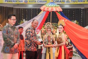 Lestarikan Budaya, Pemkot Cimahi Gelar Pasanggiri Mapag Panganten se-Jabar