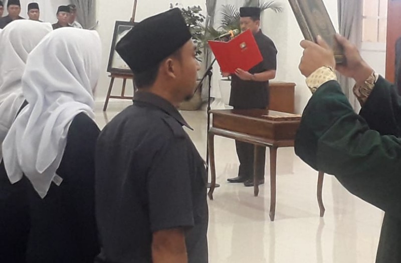 Bupati Dony Lantik Ratusan Pejabat Fungsional Guru dan Medik Veteriner Sumedang