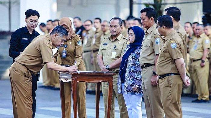Tandatangani Pakta Integritas ASN Pemkot Bandung Menyatakan Netral dalam Pemilu 2024