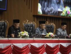 Rapat Paripurna DPRD, Pj Wali Kota Sampaikan Jawaban Pandangan Umum Fraksi Terhadap Lima Raperda