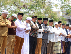 Kekeringan Melanda, Pj Wali Kota Bersama Warga Cimahi Gelar Shalat Istisqa