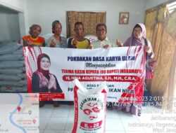 Kembangkan Sektor Perikanan, Bupati Indramayu Hj.Nina Agustina Berikan Bantuan Bagi 94 Pokdakan