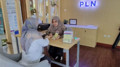 Pelanggan PLN di KBB dan Cimahi Sambut Baik Promo “Listrik di Bulan Berkah”
