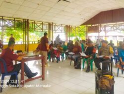 Cegah Tindakan Ilegal di Perbatasan RI-PNG, Satgas Pamtas Yonif 726/Tml Bersama Imigrasi Beri Sosialisasi Aturan Pelintas Batas Negara di Kampung Erambu