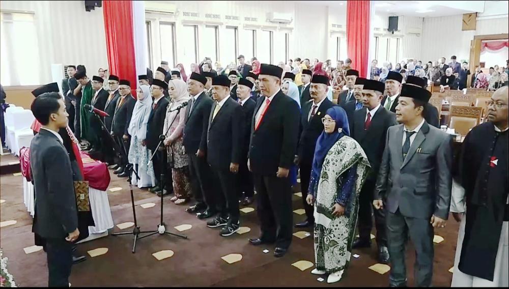 resmi dilantik