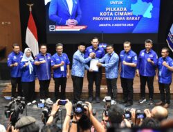 BREAKING NEWS! AHY Serahkan Langsung SK Rekomendasi Calon Walikota Cimahi, Dikdik: Terimakasih Mas Ketum