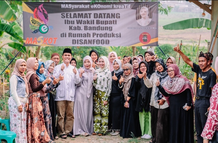 Dine Mutiara Aziz
