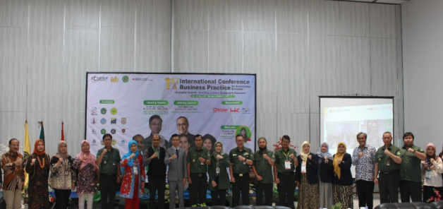 Fakultas Ekonomi & Bisnis Unjani