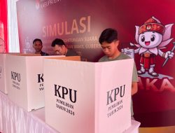 Hari Terakhir Kampanye, Ratusan Warga Cikalongwetan Ikuti Simulasi Penghitungan dan Pemungutan Suara yang Dihelat KPU KBB