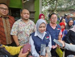 Yayasan Keluarga Firaldi Akbar dan Komisi VIII DPR Peduli Korban Rudapaksa di Bandung