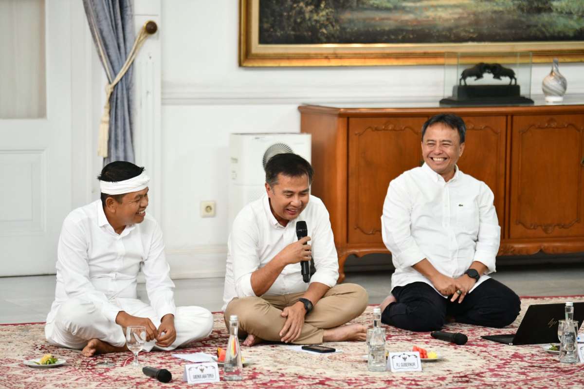 mengakselerasi