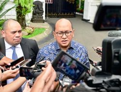 Presiden Prabowo Bahas Strategi Penguatan Investasi Mobil Listrik di Istana Merdeka