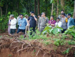 Jalan Rusak Sering Dilewati Dump Truck, Wabup Syaefudin Sidak Lokasi Galian C