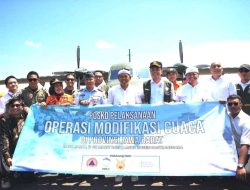 Pemdaprov Jabar Gelar Operasi Modifikasi Cuaca Untuk Mitigasi Bencana