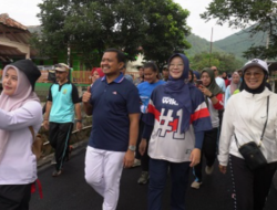 Bupati Dony Jalan Kaki Jelajahi Mata Air Sirah Cipelang