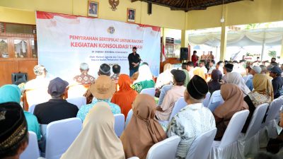 Menteri Nusron Ingatkan Hal Penting ini Usai Sertipikat Hasil Konsolidasi Tanah untuk Tanah Tutupan Jepang