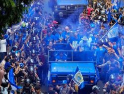 Bandung Lautan Biru, Ribuan Bobotoh Tumpah Ruah Rayakan Persib Juara