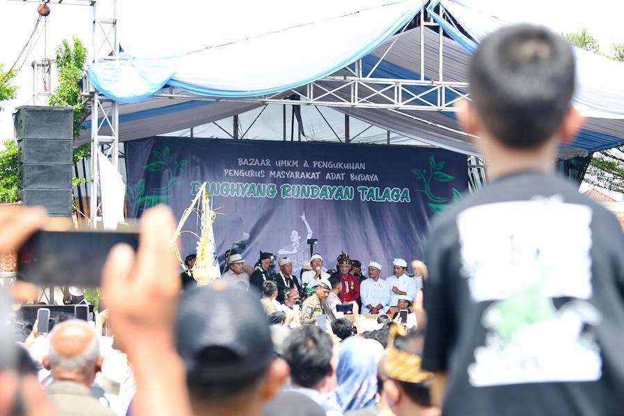 Dewan Adat