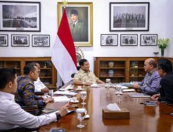 Presiden Prabowo Bahas Percepatan Hilirisasi dan Peningkatan Lifting Migas Bersama Jajaran Menteri