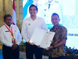 Bupati Lucky Hakim Kukuhkan Duta Seni Indramayu 2025, Dorong Pelestarian Budaya Lokal