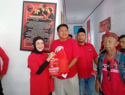 Momentun bulan Bung Karno, Selly Andriany Gantina kunjungi kader PDIP kabupaten Indramayu