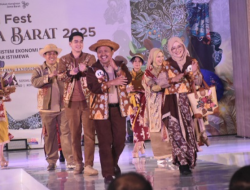 Sumedang Raih Juara Favorit Fashion Show di Sunda Karsa Fest 2025