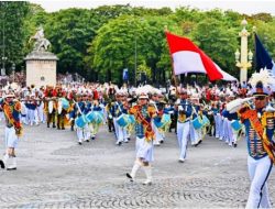 Membuka Parade di Paris, Satgas Patriot II Indonesia Curi Perhatian di Bastille Day 2025